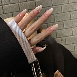 Meet your Posher, Valeria